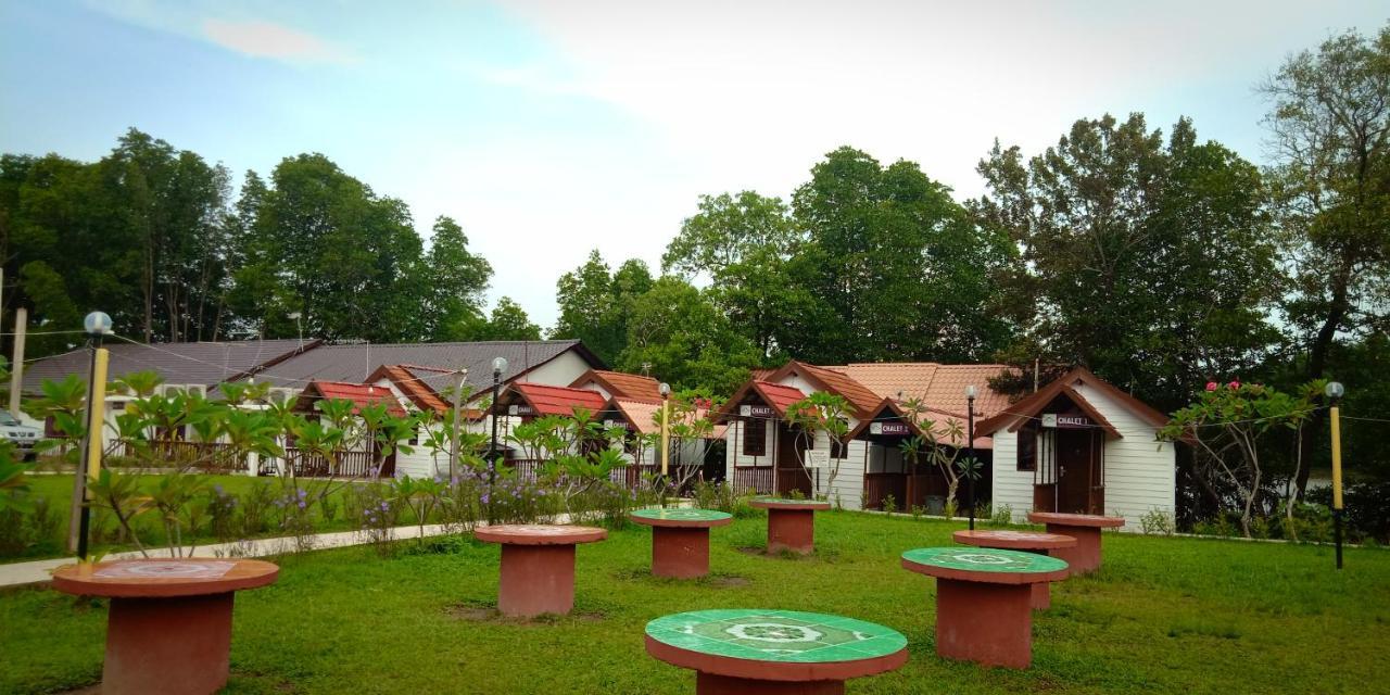 Noor Arfa River Chalet Kuala Terengganu Exterior foto
